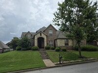 Building Photo - 6507 W Valley View Rd