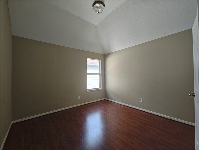 Building Photo - 16919 Creek Mountain Dr