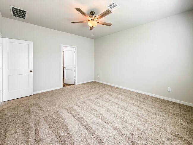 Building Photo - 11979 Wisteria Mdws Dr