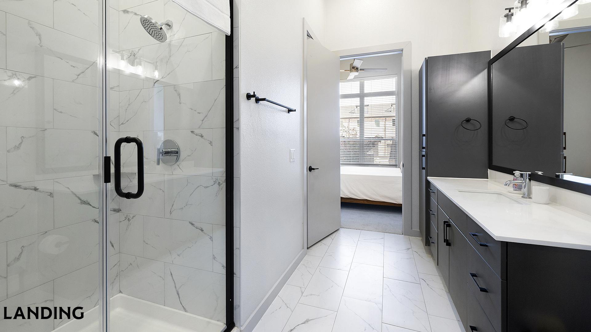 Building Photo - 1345 E 15th St