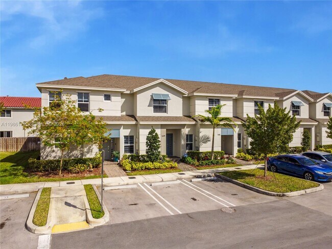 Building Photo - 149 NE 3rd St