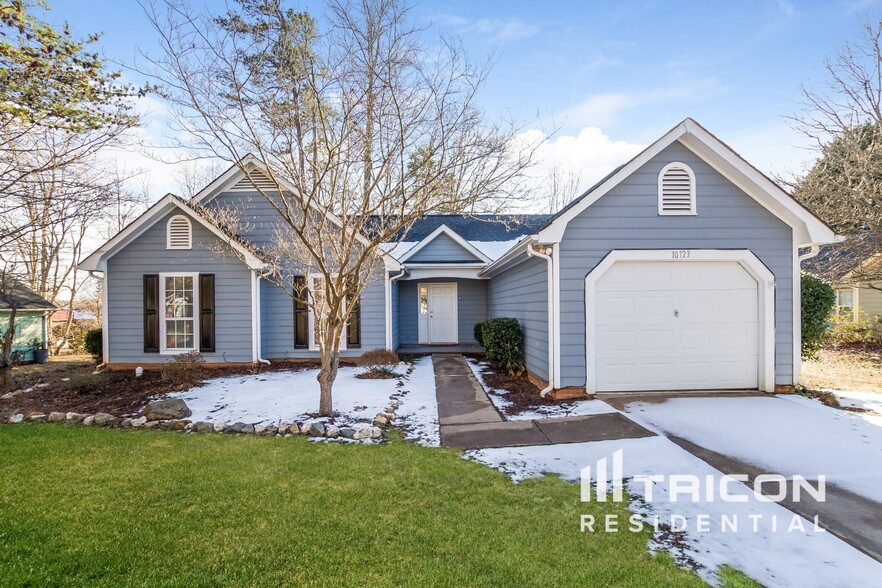 Primary Photo - 10723 Spruce Knob Ln