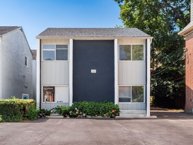 Building Photo - 105 W 8th Ave