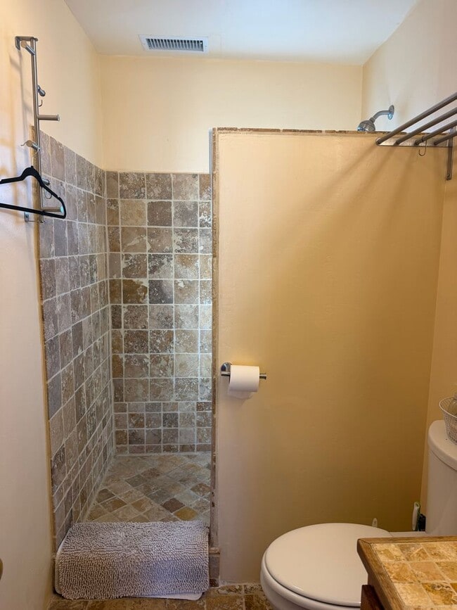 Building Photo - Heart of Downtown Ojai