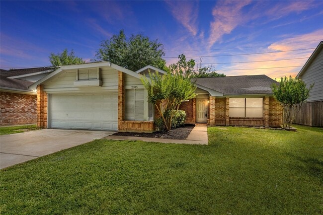 Building Photo - 2315 Woodstream Blvd