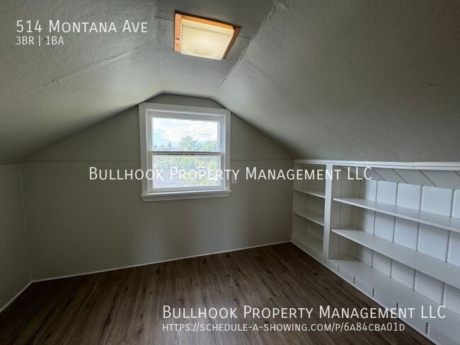 Building Photo - 514 Montana Ave