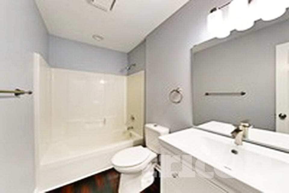 Building Photo - 1131 Yorkdale Dr