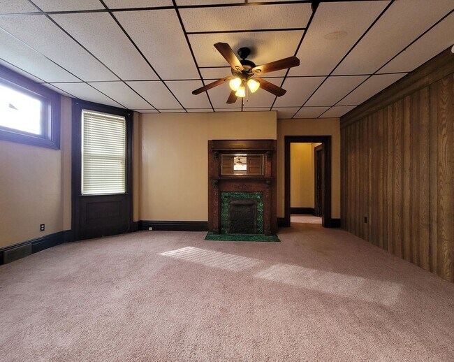 Building Photo - roc2107