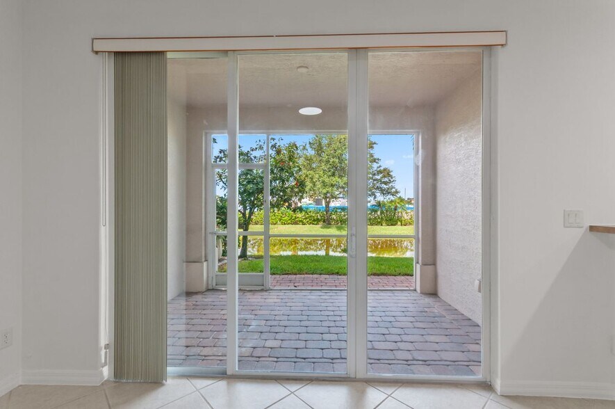 Building Photo - 3846 Cherrybrook Loop