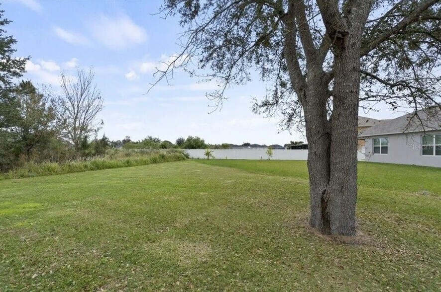 Building Photo - 228 Amesbury Ln