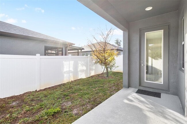 Building Photo - 219 Villa Luna Ln