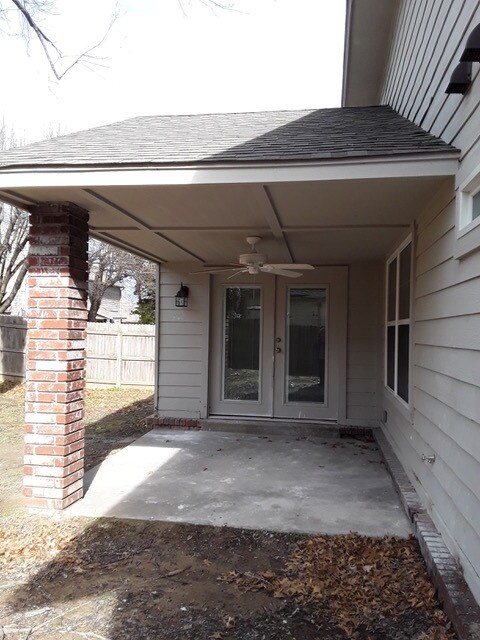 Building Photo - 9224 S Hudson Ave