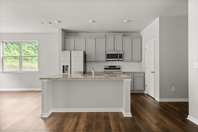 Building Photo - 4 Bed 2.5 Bath Single Family Home in Gainesville! -Retreat at Chicopee