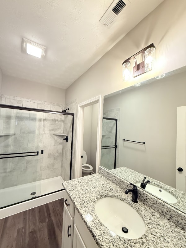 Building Photo - 3921 Bird Song Way