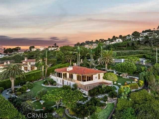 Building Photo - 809 Paseo Del Mar