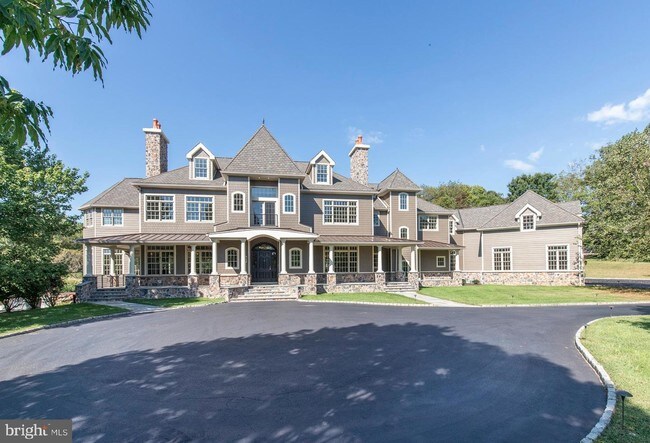 Building Photo - 2115 Pony Trail Dr