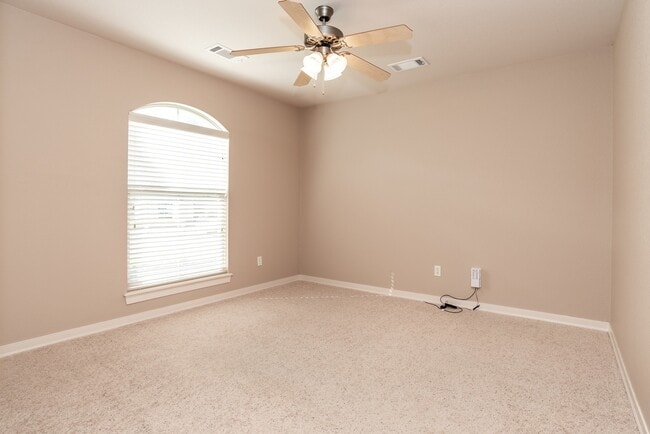 Building Photo - Stone Meadow Subdivision