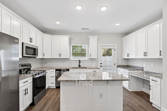 Building Photo - 4655 Canter Park Ln