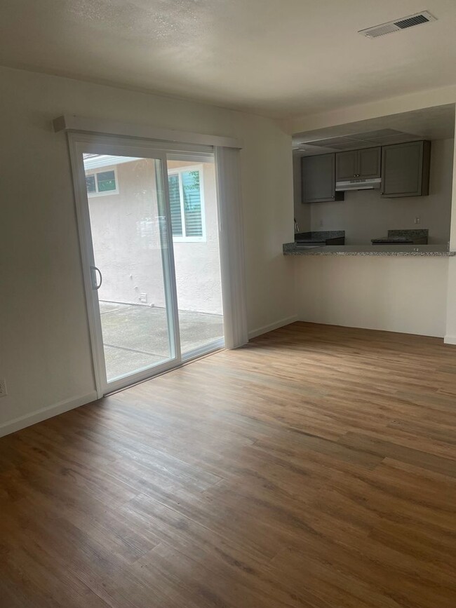 Building Photo - Available NOW