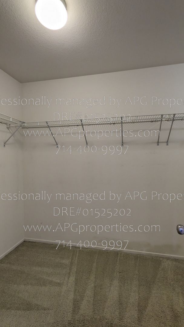 Building Photo - 2439 N Cameo Ct
