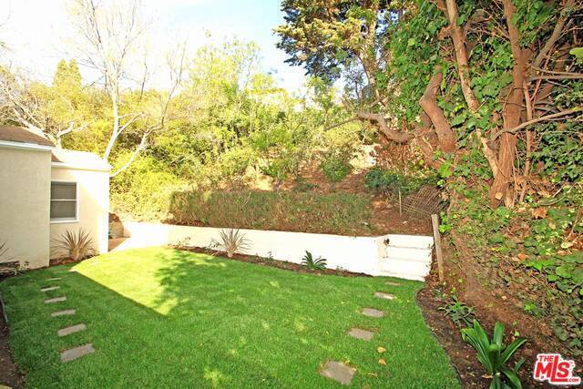 Building Photo - 836 Westholme Ave