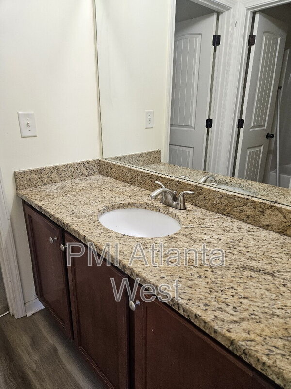 Building Photo - 2826 Austin Commons Dr