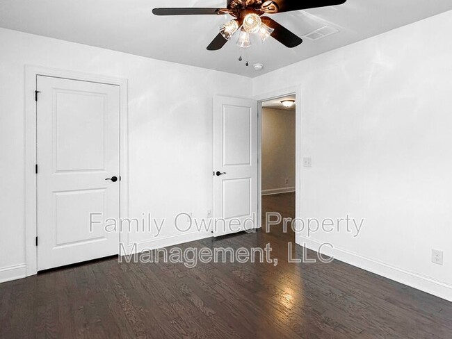 Building Photo - 128 Whaler Ave