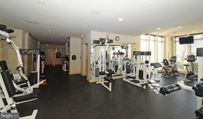 Building Photo - 9486 Virginia Center Blvd