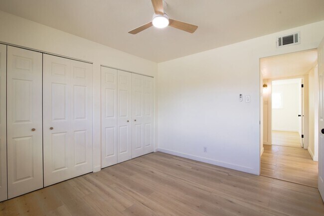 Building Photo - Beautiful 2-bedroom, 1-bathroom townhouse located in the vibrant city of El Paso