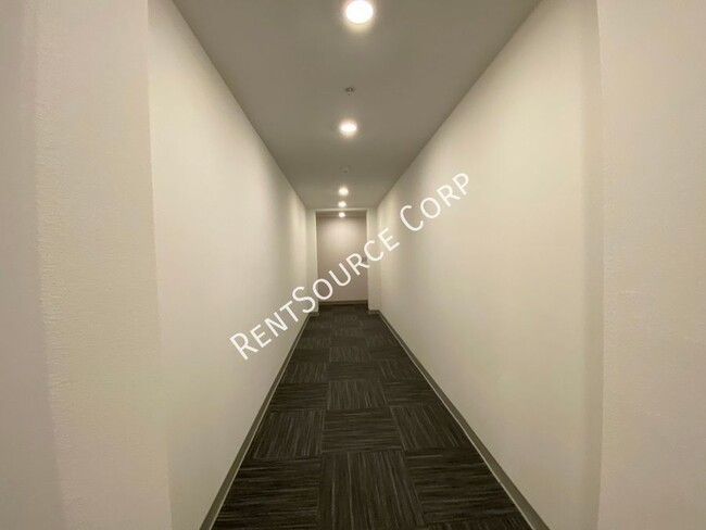 Building Photo - 3 Bedroom, 2022 New Construction Flat w/ S...