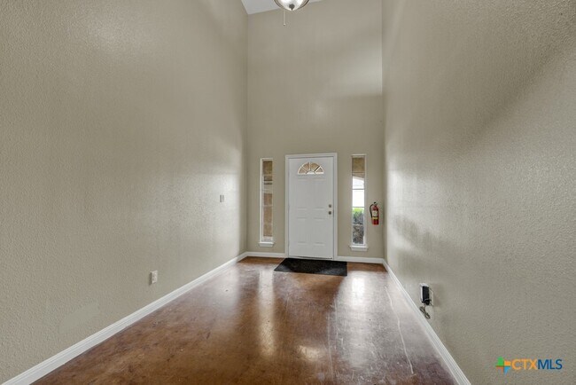 Building Photo - 3111 Douglas Fir Dr