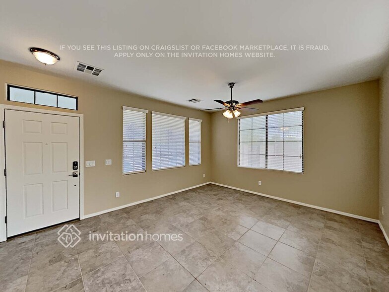 Building Photo - 2862 S Arroyo Ln