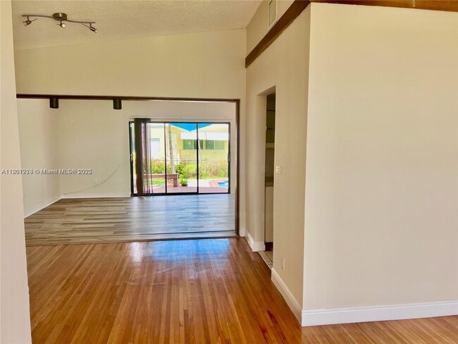 Building Photo - 8431 SW 28th St