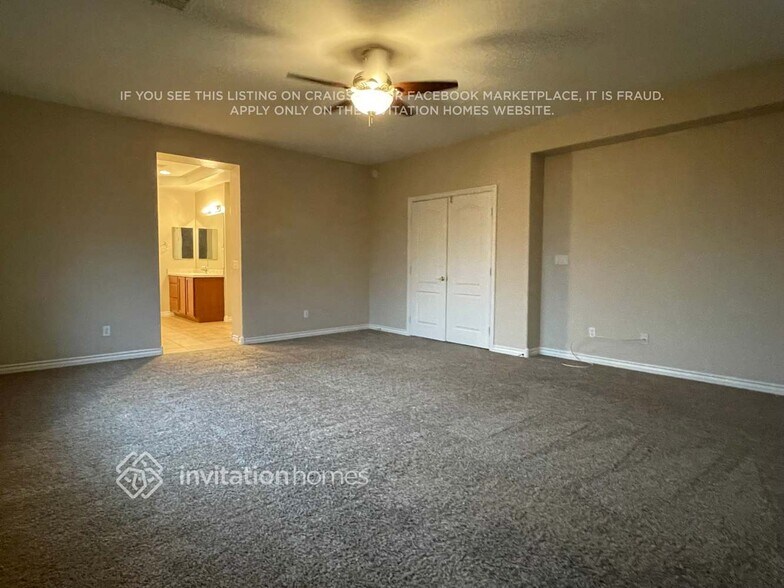 Building Photo - 5492 Oatfield St