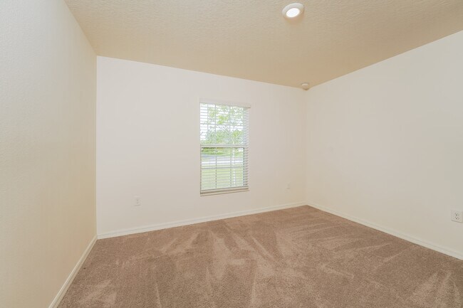 Building Photo - 1167 Walden Blvd SE