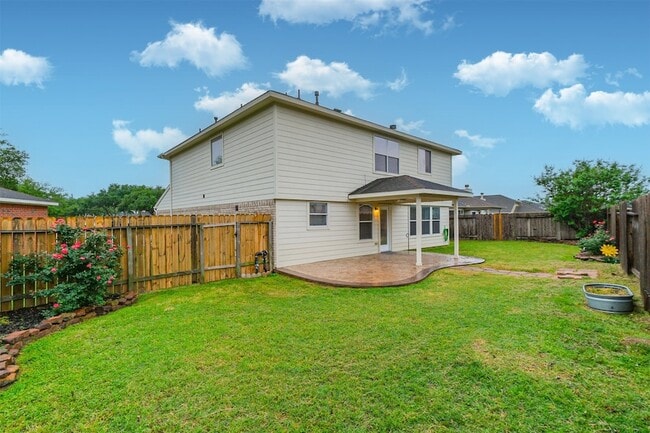 Building Photo - 15506 Anton Dr