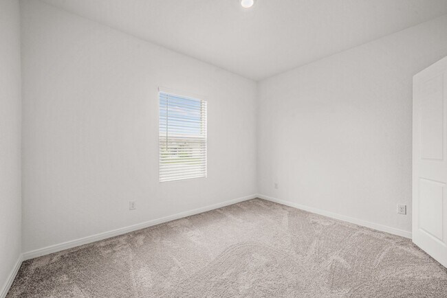 Building Photo - SIngle Story in Cordova Crossing!