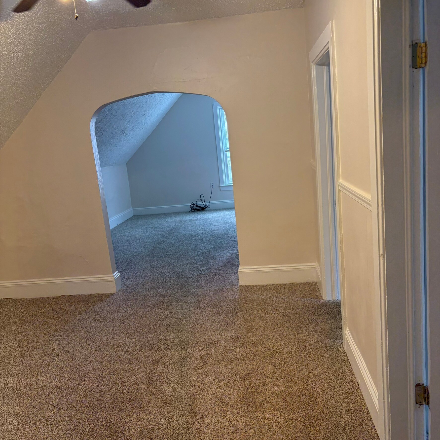 Building Photo - 953 W 17th St