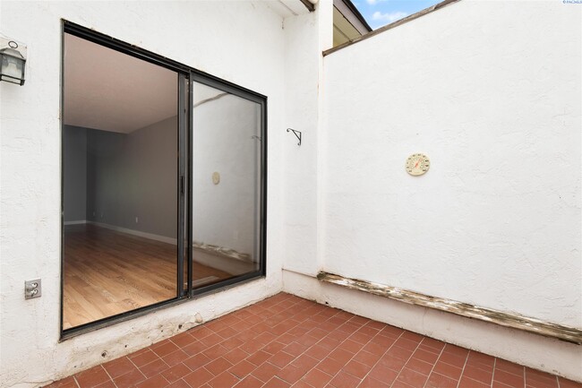 Building Photo - FURNISHED Condo at Meadow Springs Country Club