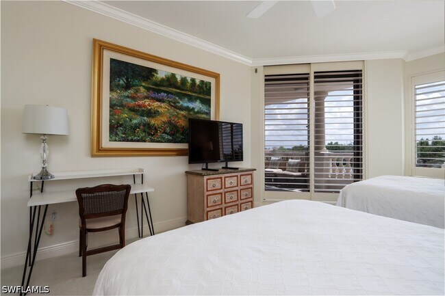 Building Photo - 8787 Bay Colony Dr