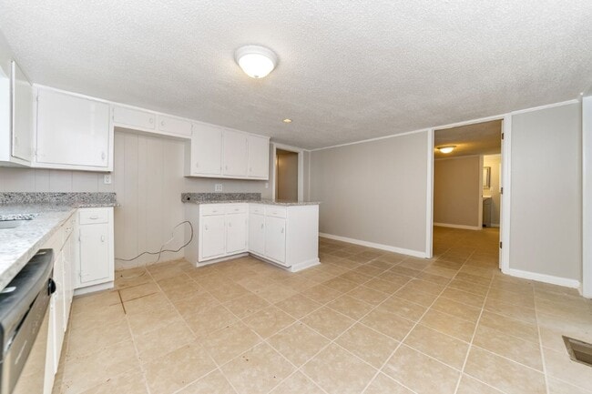 Building Photo - Lovely 3-Bedroom Home in the Heart of Pleasant Grove