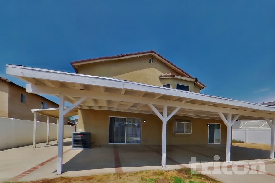 Building Photo - 25809 Sweetleaf St