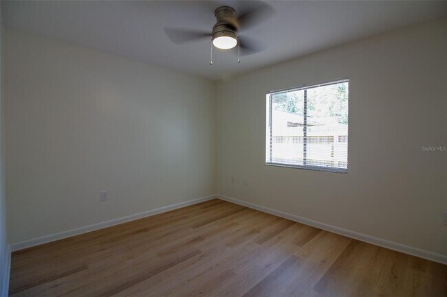 Building Photo - 1537 King Ave