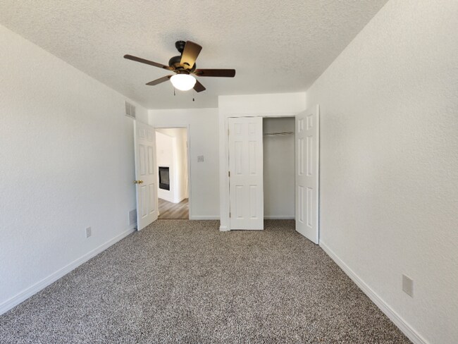 Building Photo - 2202 Cowhand Pl