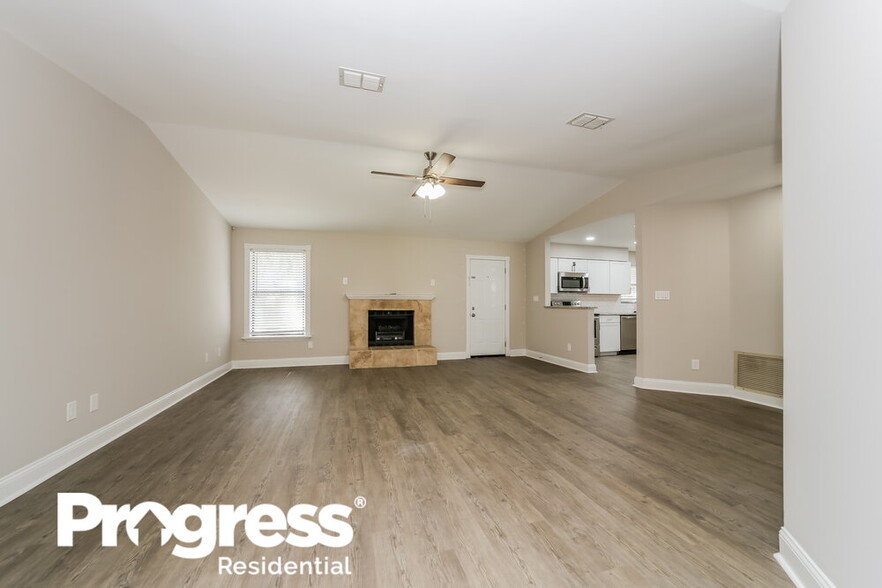 Building Photo - 10802 Naples Ct S