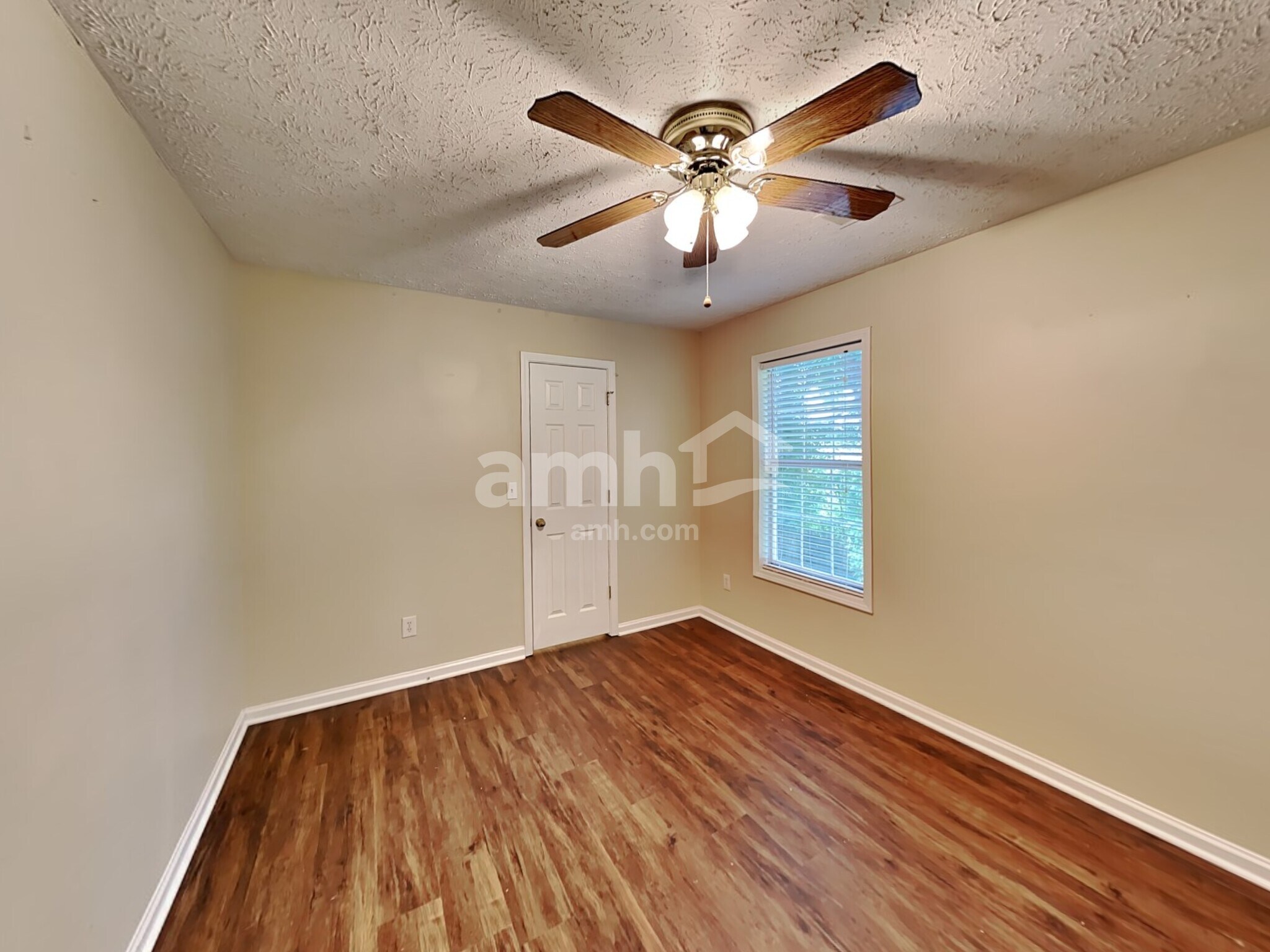 Building Photo - 2380 Sailor Ln