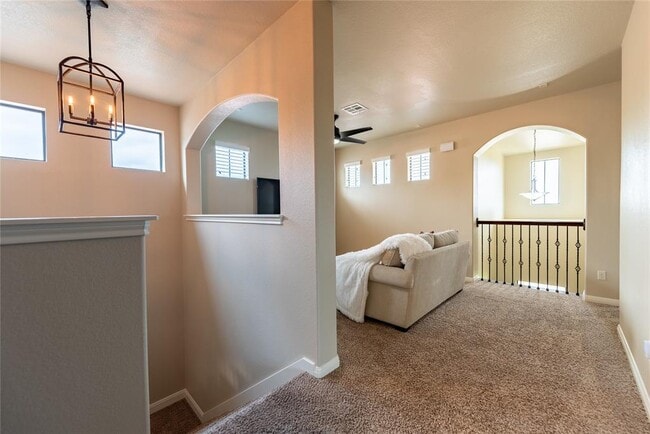 Building Photo - 407 Indianwood Dr