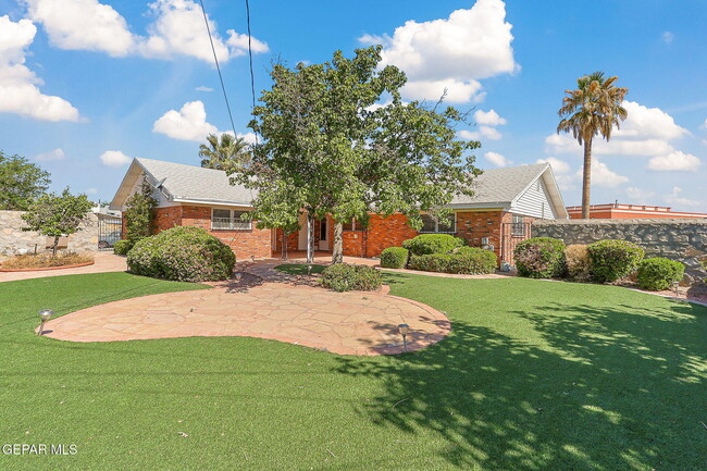 Building Photo - 9000 McCabe Dr