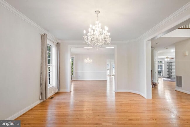 Building Photo - 2393 Watters Glen Ct