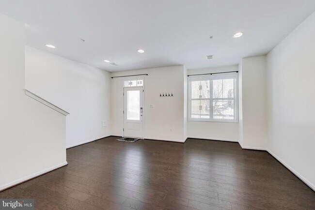 Building Photo - 22036 Plover St